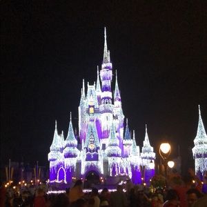 Meet your Posher, Ava